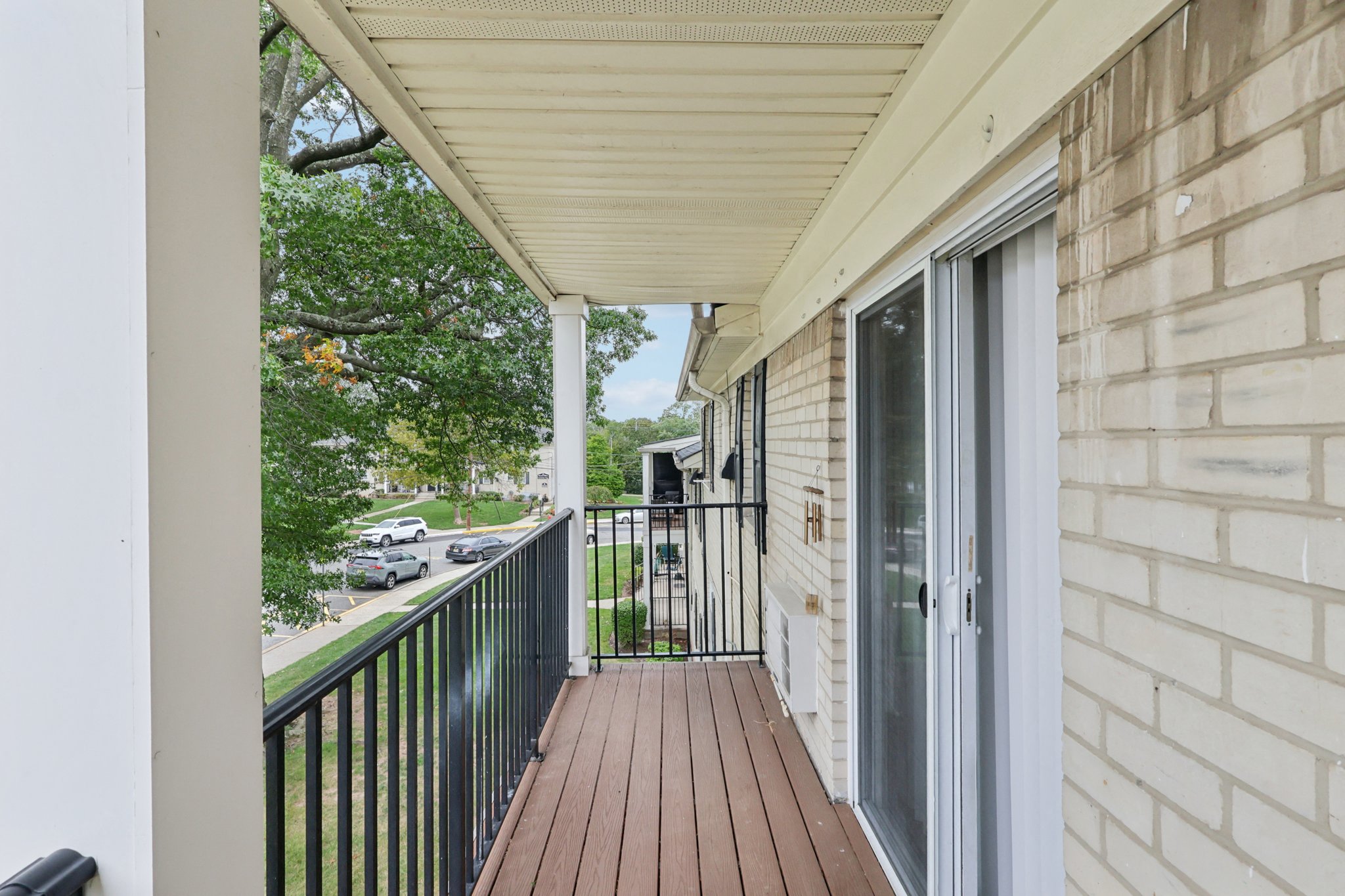 Gallery Photo 32